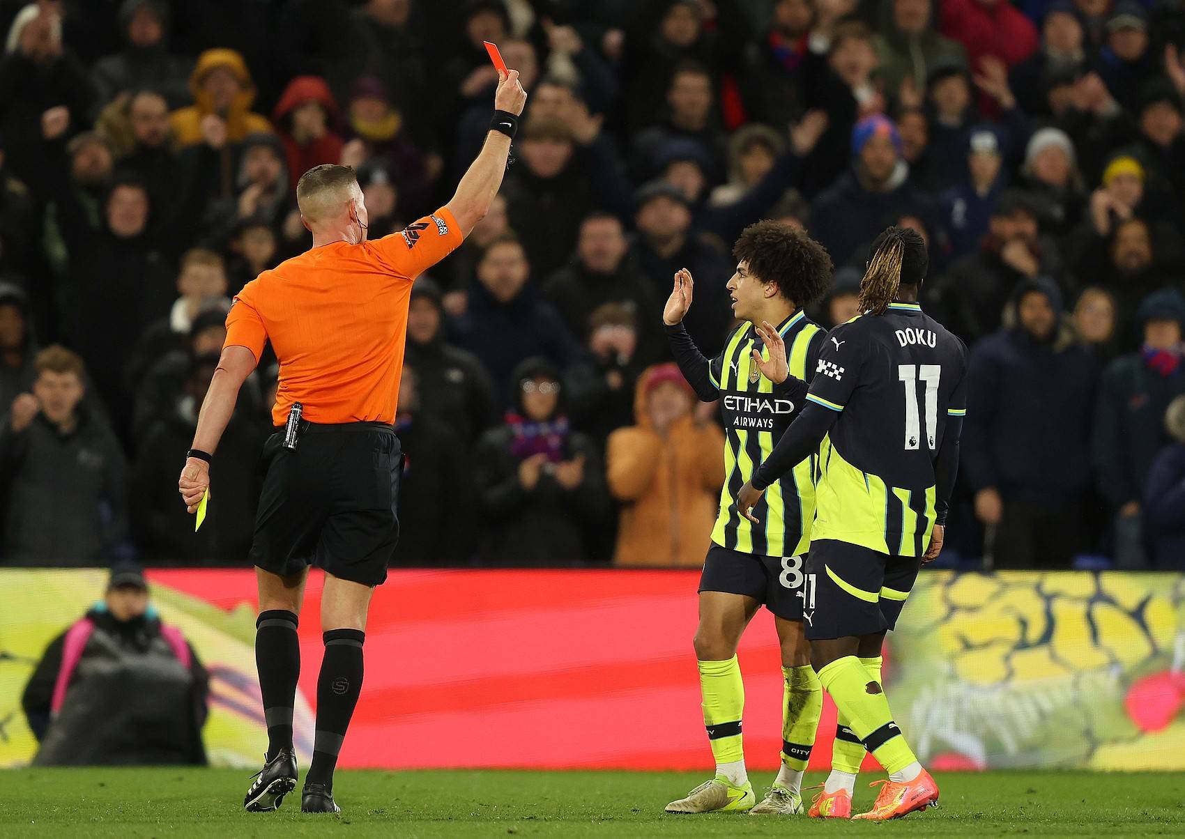 兰德汉姆联盟全面,霍尔姆城民队执掌会场 兰德汉姆联盟全面,霍尔姆城民队执掌会场