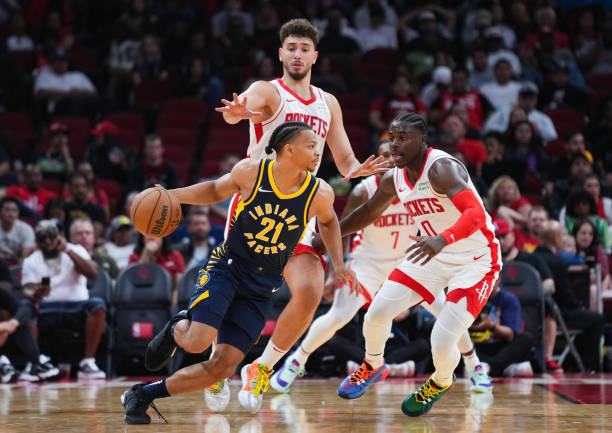 联盟新星在比赛中展现出色表现,得到教练赞誉 联盟新星在比赛中展现出色表现,得到教练赞誉