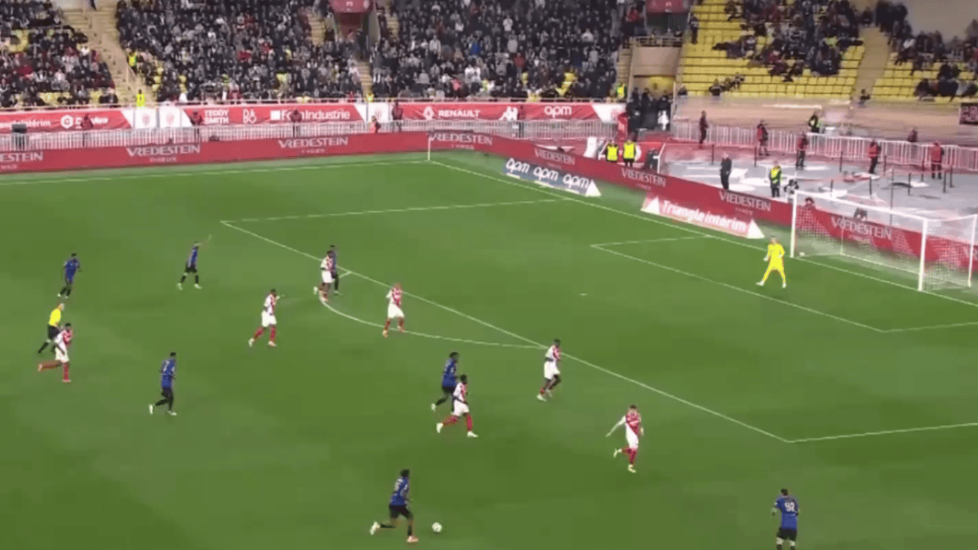 摩纳哥客场逆转,终结对阵昂热不胜纪录 摩纳哥客场逆转,终结对阵昂热不胜纪录