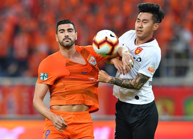 山东鲁能战平河北华夏幸福,双方火拼不下 山东鲁能战平河北华夏幸福,双方火拼不下