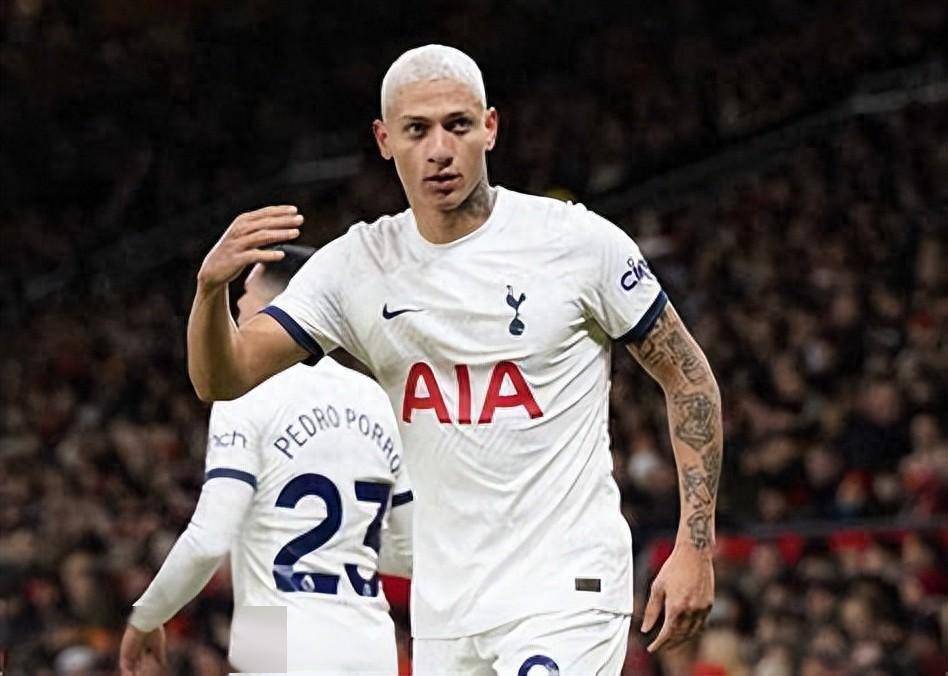 热刺全队备战,球员状态火热有望取得连胜 热刺全队备战,球员状态火热有望取得连胜