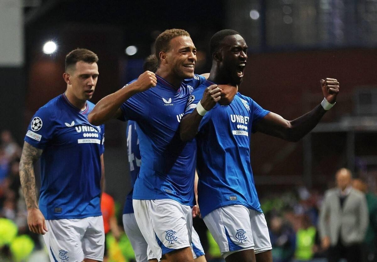 利记平台-曼城鏖战平局，保住榜首位置