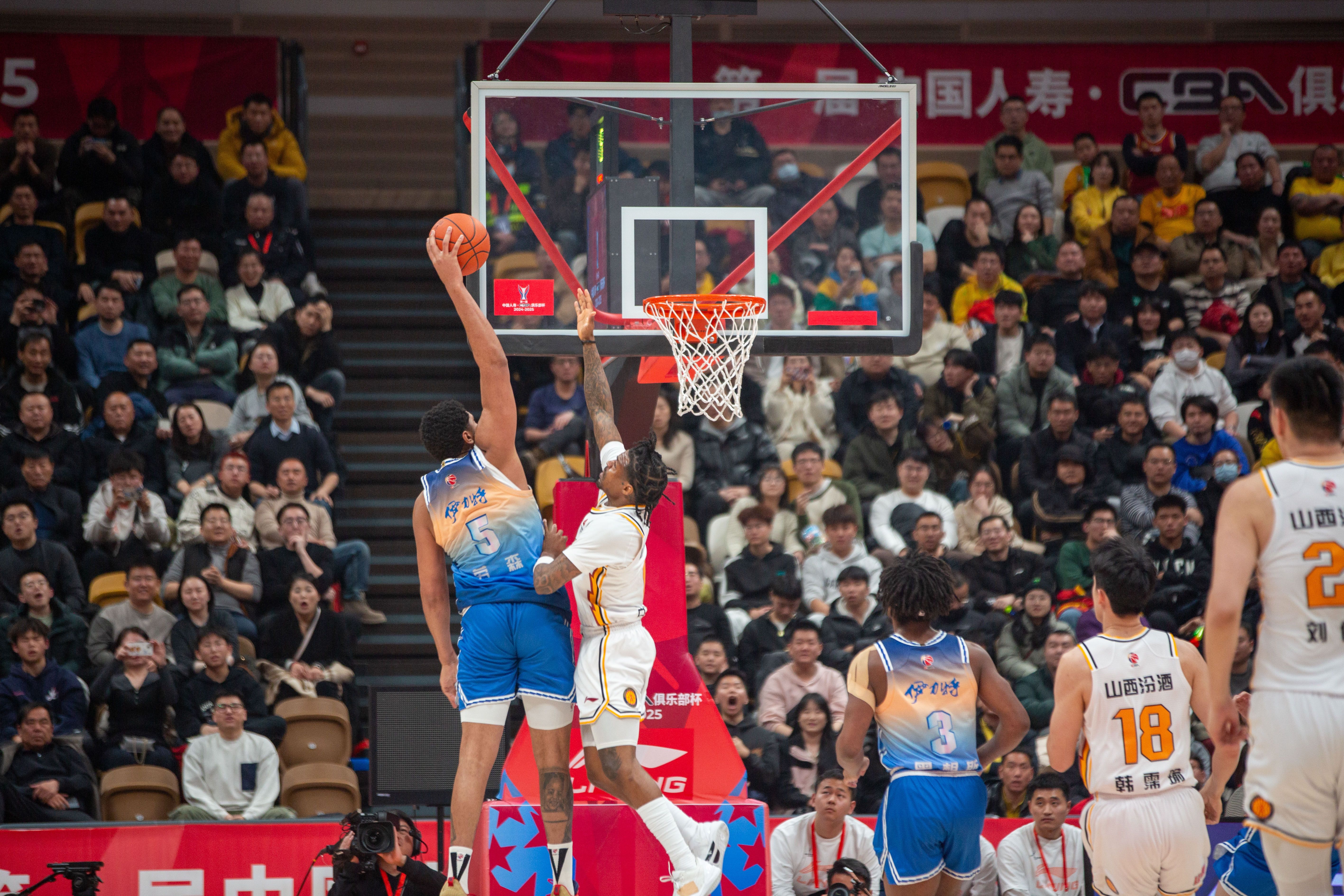 利记-重燃战火：新疆队备战下一轮比赛