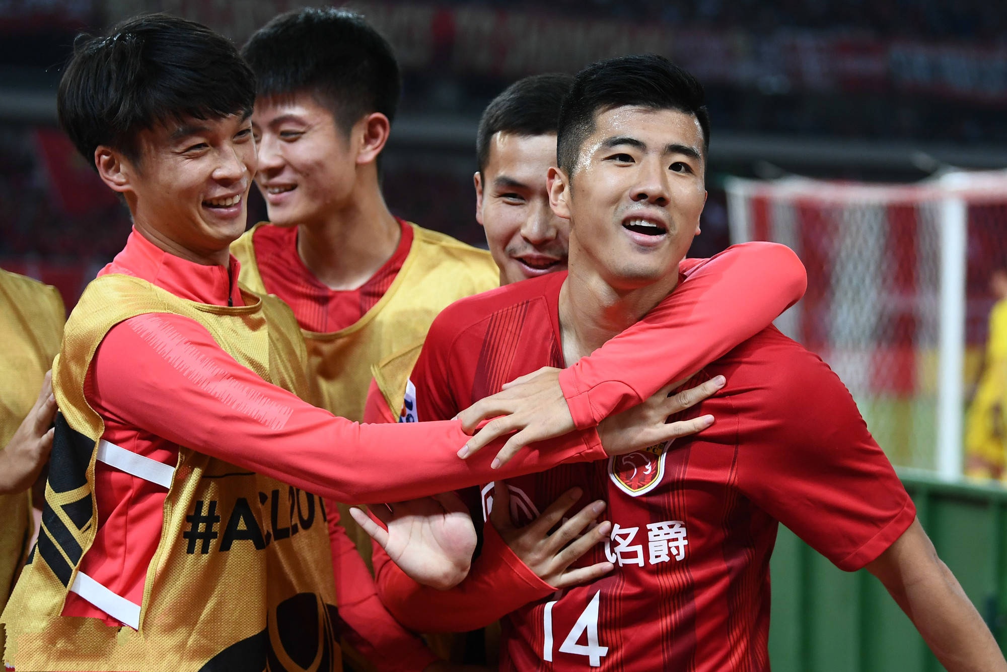 利记官网-上港客场大胜，距禅城猛虎积分差一