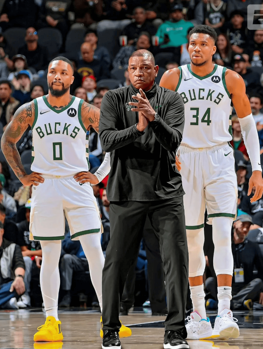 利记平台-雄鹿队遭遇四连败，球迷担忧战绩下滑